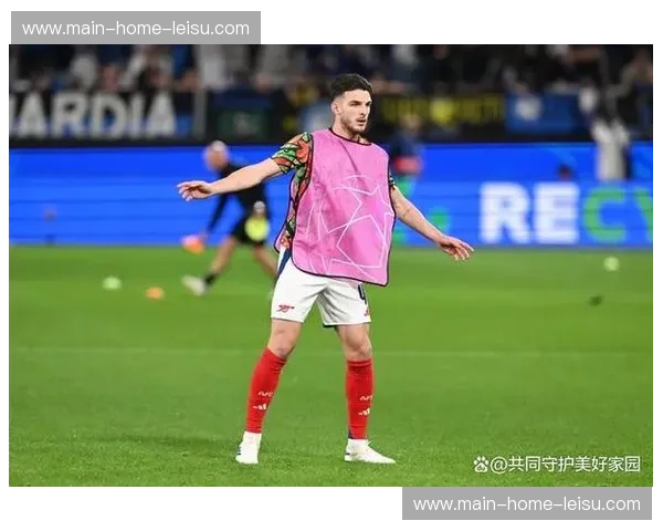 守门员出球体系面临考验 拉亚本场多次神扑救险 守门员出球体系面临考验 拉亚本场多次神扑救险